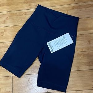 Lululemon Wunder Train HR Short 8”